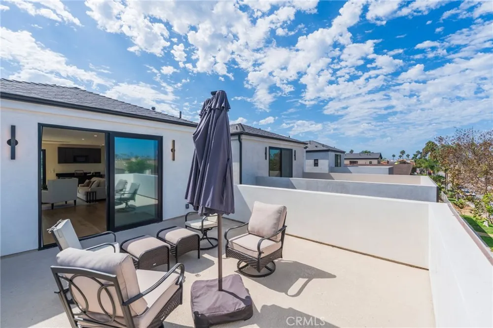 424 20th Huntington Beach, CA 92648