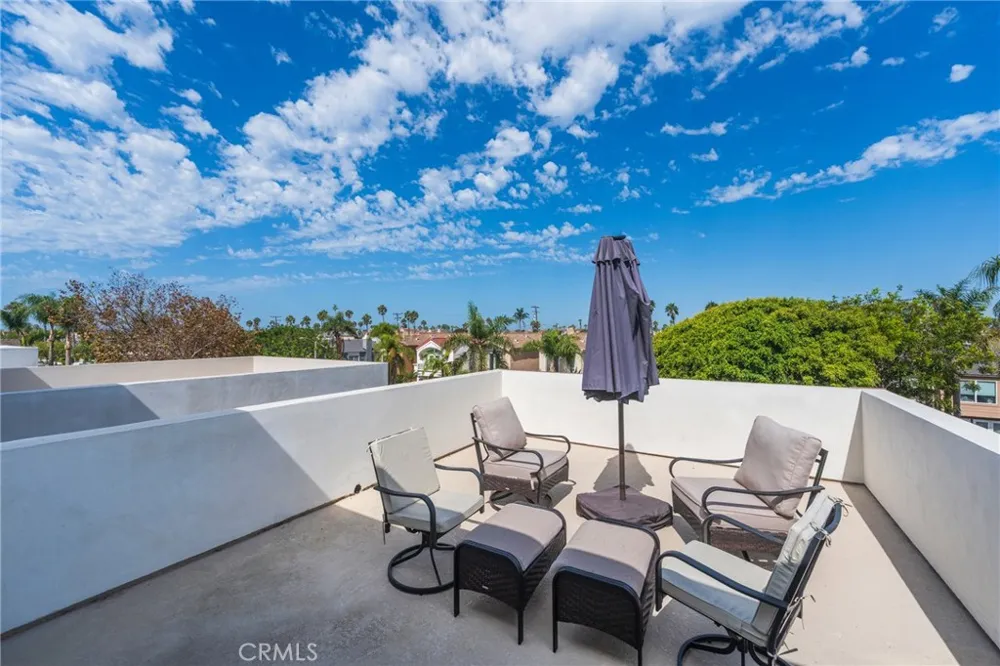424 20th Huntington Beach, CA 92648