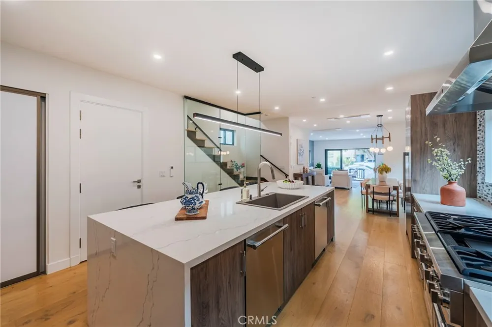 424 20th Huntington Beach, CA 92648