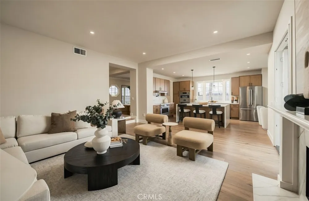 18 Hillsdale Newport Beach, CA 92660