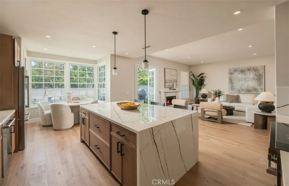 18 Hillsdale Newport Beach, CA 92660