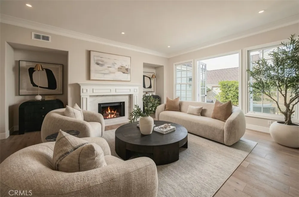 18 Hillsdale Newport Beach, CA 92660