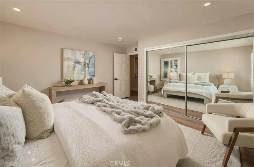 18 Hillsdale Newport Beach, CA 92660