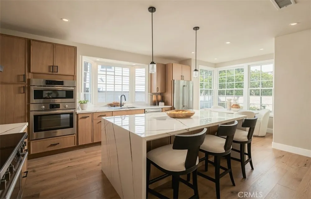 18 Hillsdale Newport Beach, CA 92660