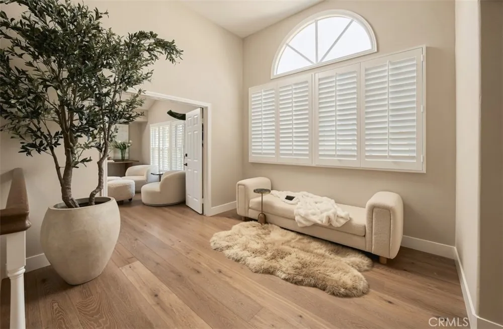 18 Hillsdale Newport Beach, CA 92660