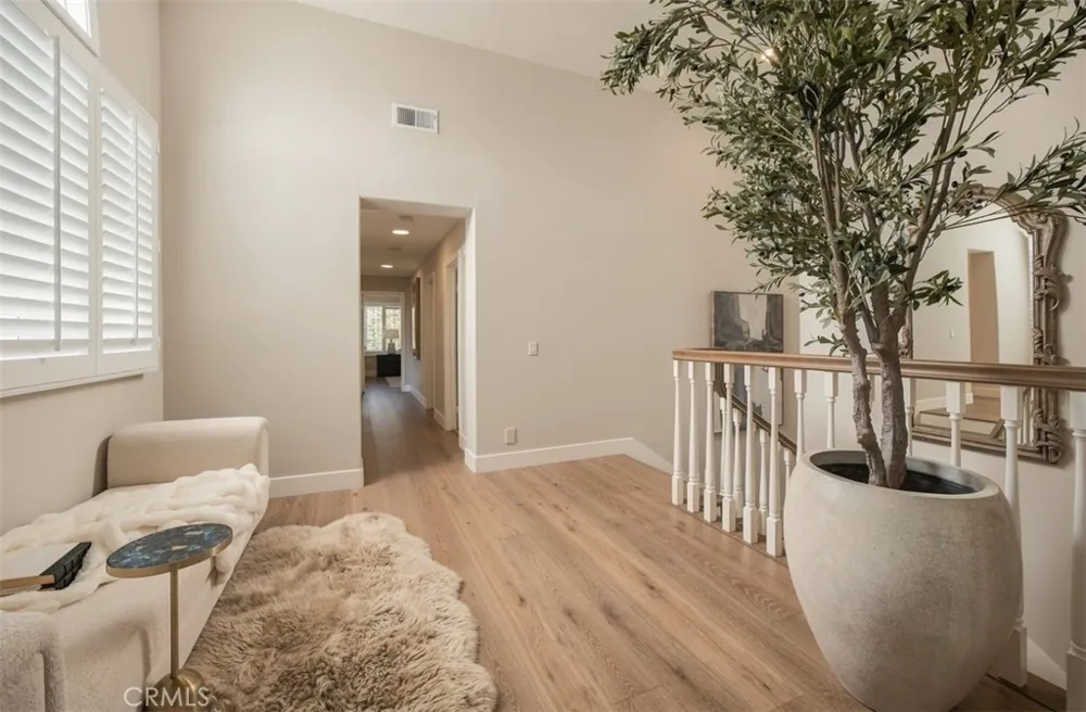 18 Hillsdale Newport Beach, CA 92660