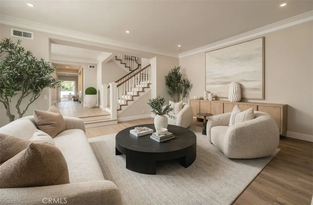 18 Hillsdale Newport Beach, CA 92660