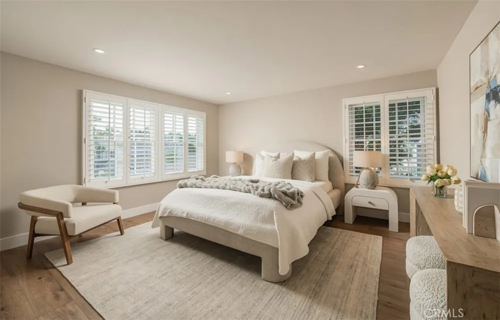 18 Hillsdale Newport Beach, CA 92660