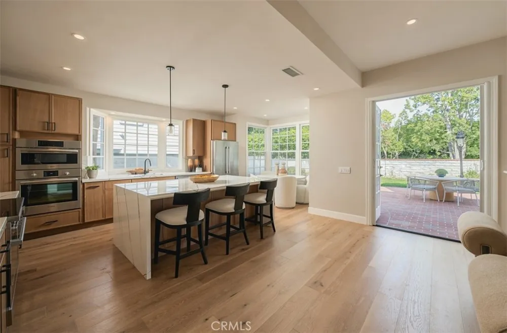 18 Hillsdale Newport Beach, CA 92660