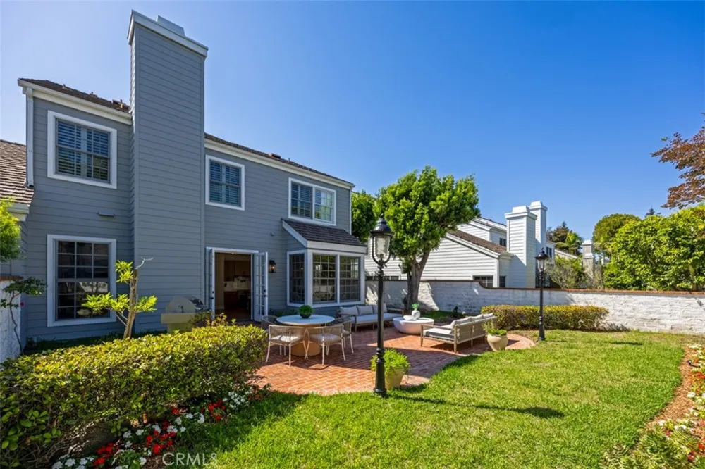 18 Hillsdale Newport Beach, CA 92660