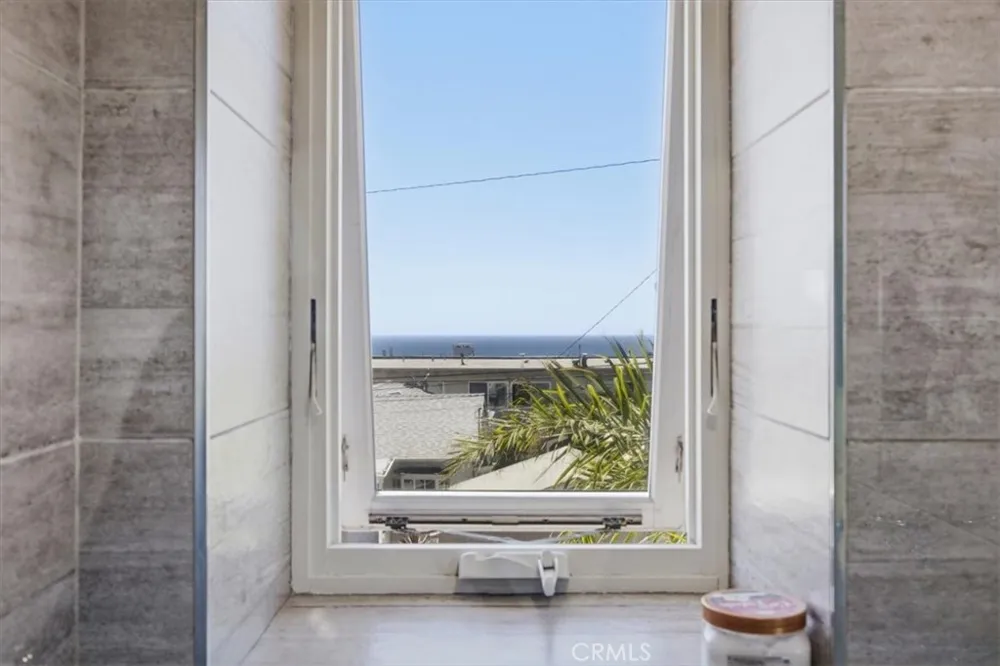 118 Meyer Court Hermosa Beach, CA 90254