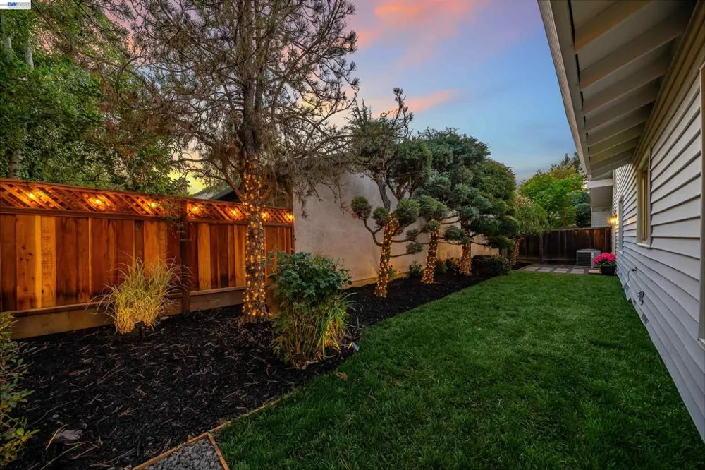 7516 Olive Dr Pleasanton, CA 94588