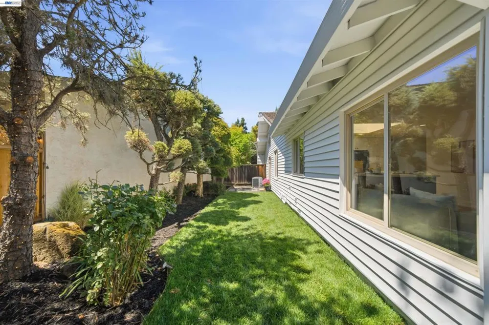7516 Olive Dr Pleasanton, CA 94588