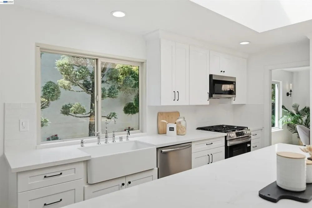 7516 Olive Dr Pleasanton, CA 94588