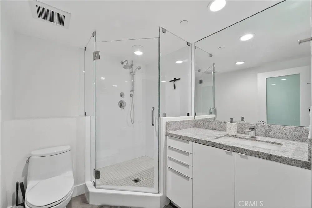 1418 Innes Place Venice, CA 90291