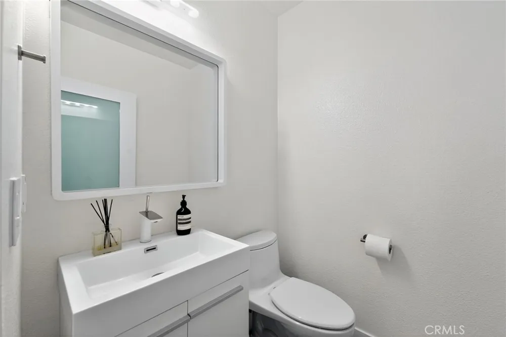 1418 Innes Place Venice, CA 90291