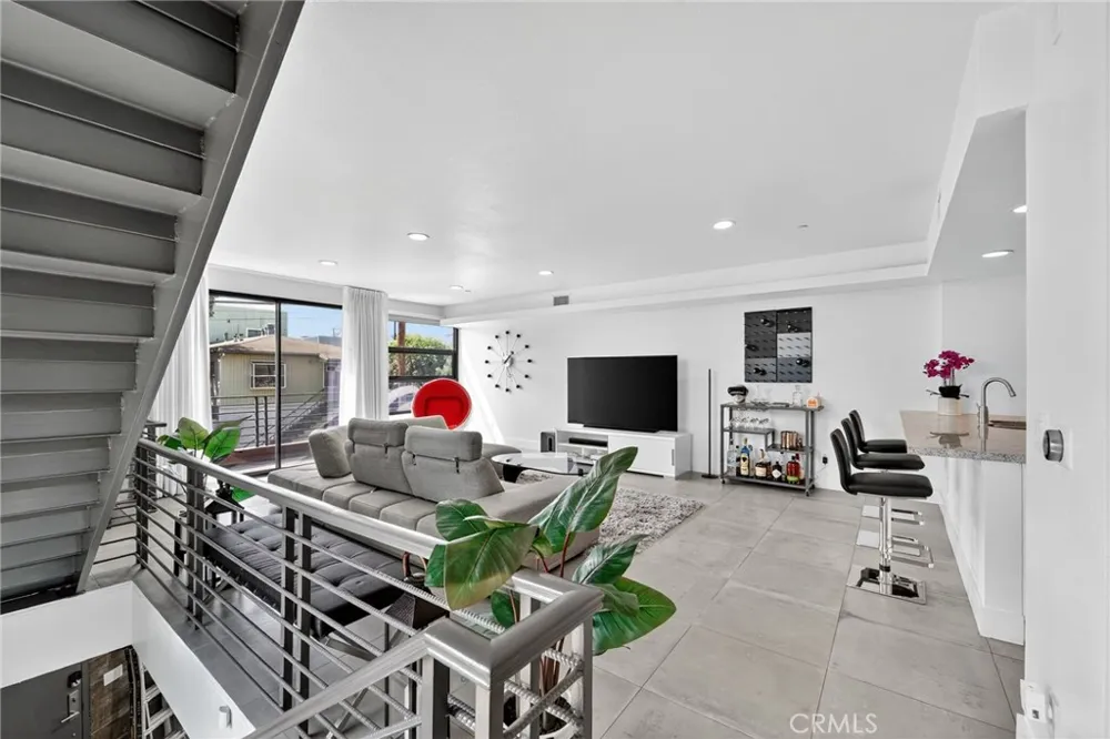 1418 Innes Place Venice, CA 90291