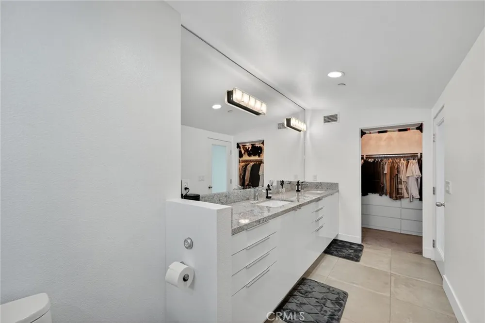 1418 Innes Place Venice, CA 90291