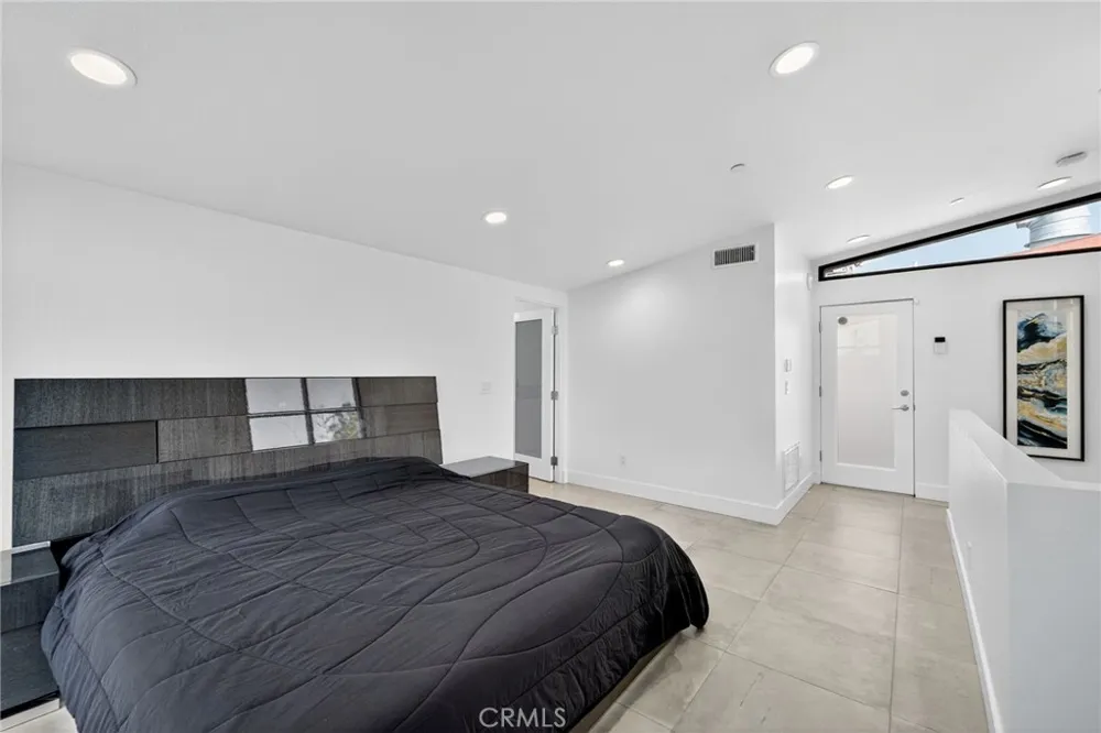 1418 Innes Place Venice, CA 90291