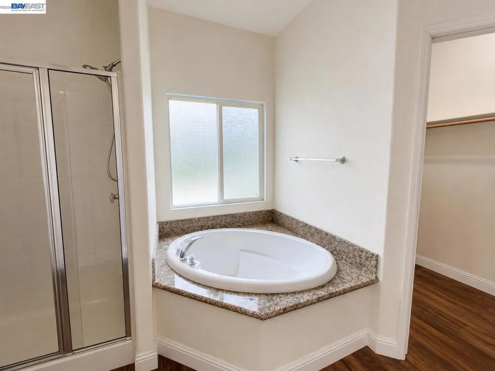 16711 Marsh Creek Rd Clayton, CA 94517
