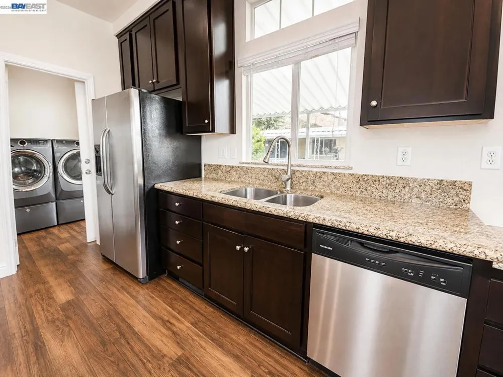 16711 Marsh Creek Rd Clayton, CA 94517