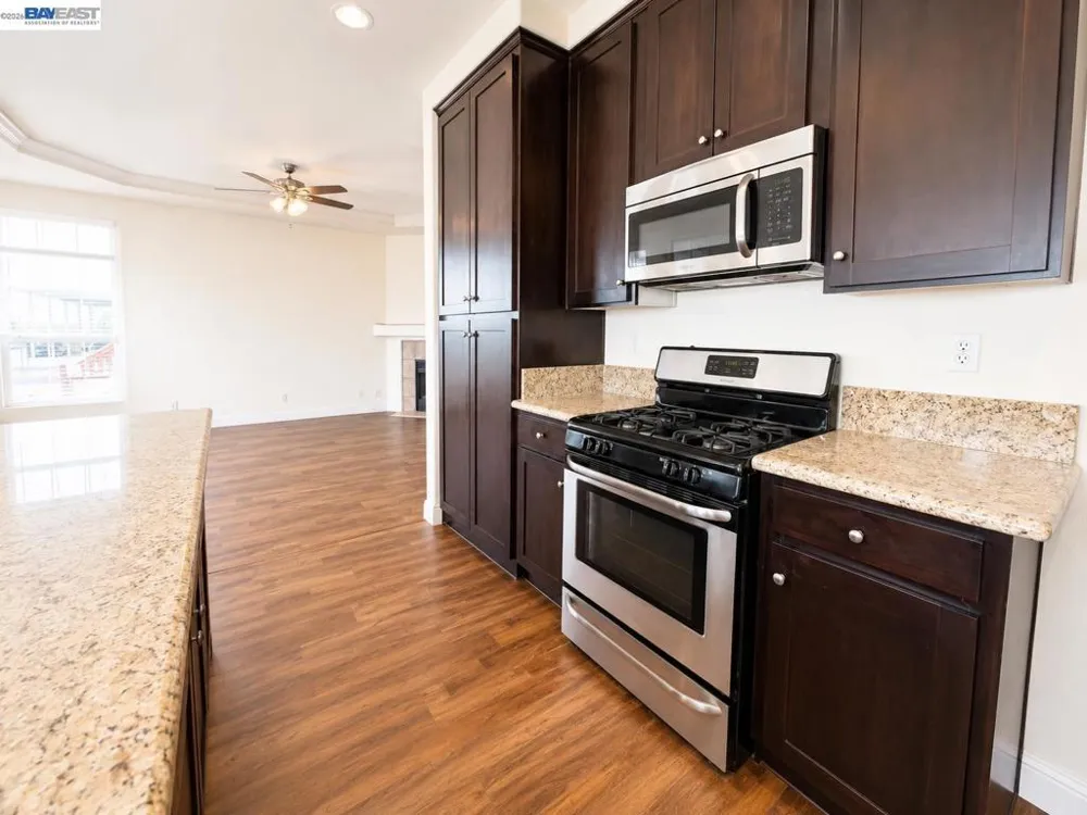 16711 Marsh Creek Rd Clayton, CA 94517