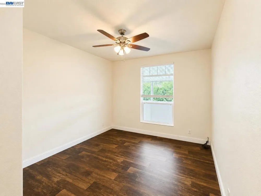 16711 Marsh Creek Rd Clayton, CA 94517
