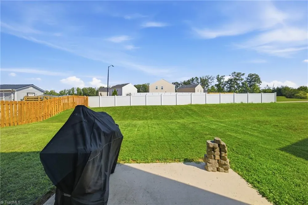 5143 Nokota Place Greensboro, NC 27405