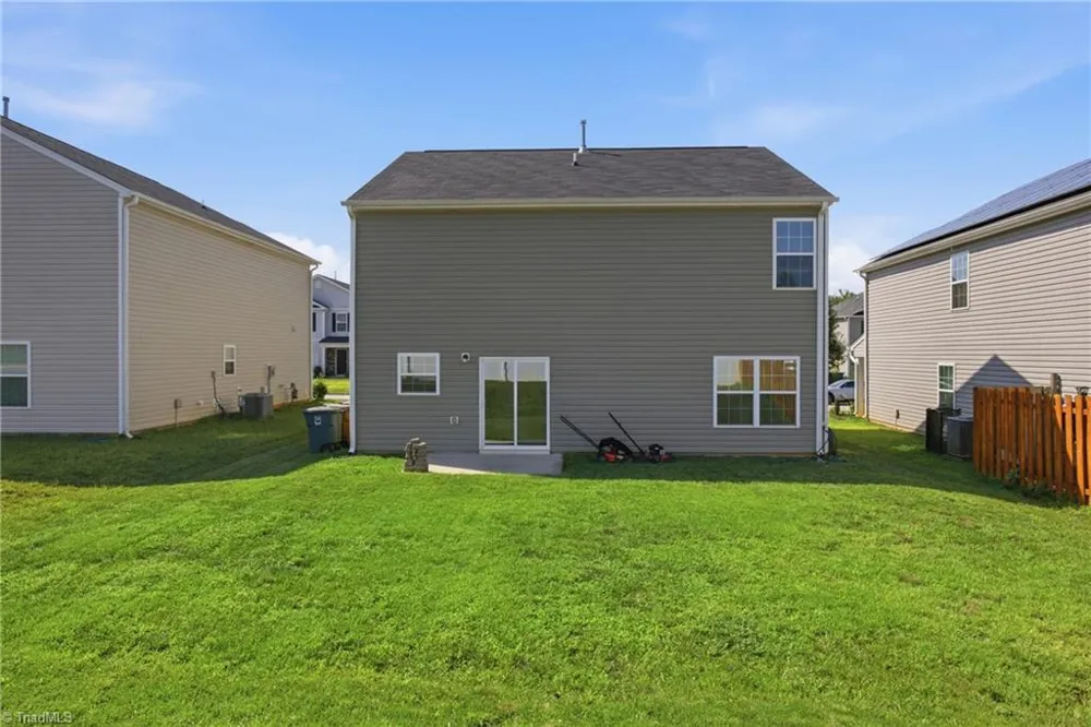 5143 Nokota Place Greensboro, NC 27405