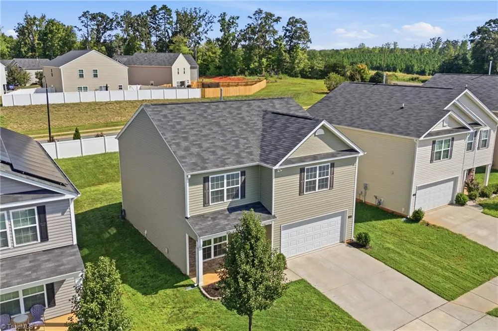 5143 Nokota Place Greensboro, NC 27405