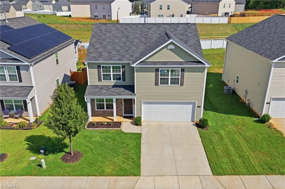 5143 Nokota Place Greensboro, NC 27405