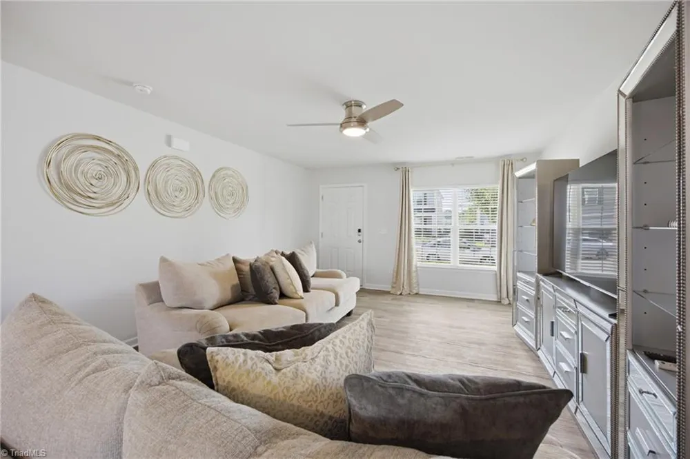 5143 Nokota Place Greensboro, NC 27405