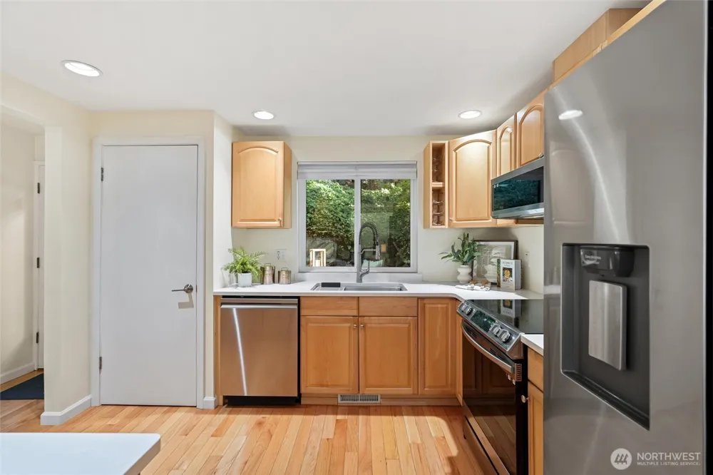 3506 108th Place NE #31-1 Bellevue, WA 98004