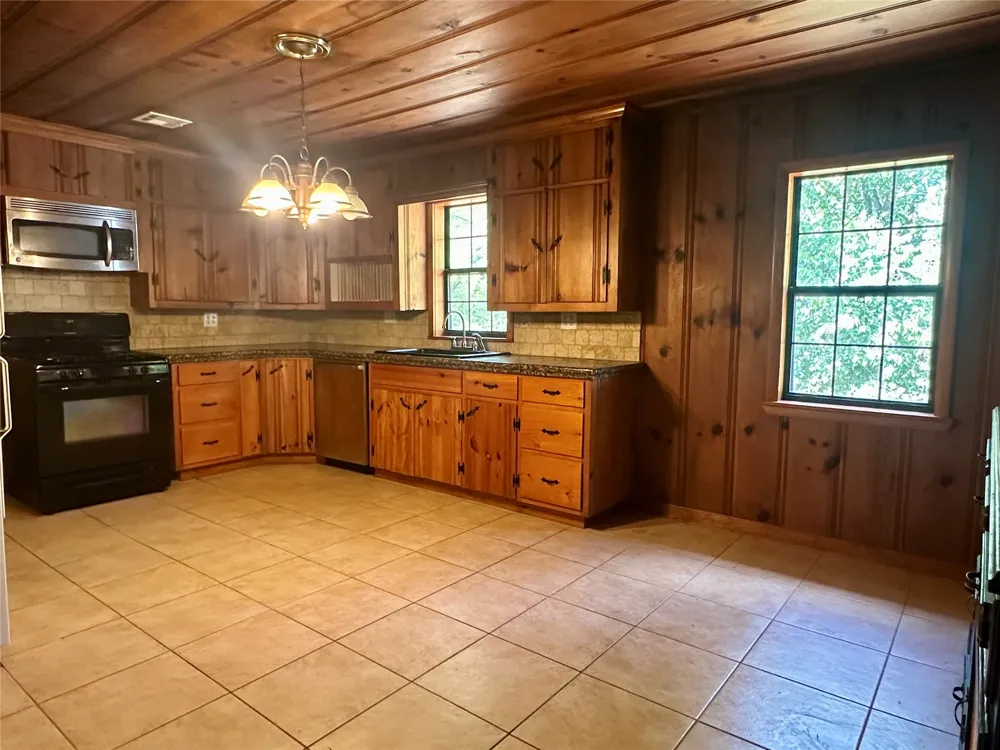 14620 120 ROAD Okmulgee, OK 74447