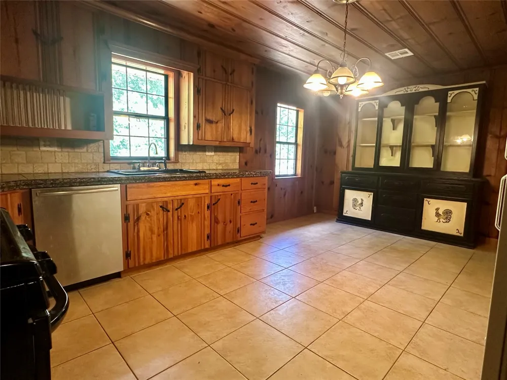 14620 120 ROAD Okmulgee, OK 74447