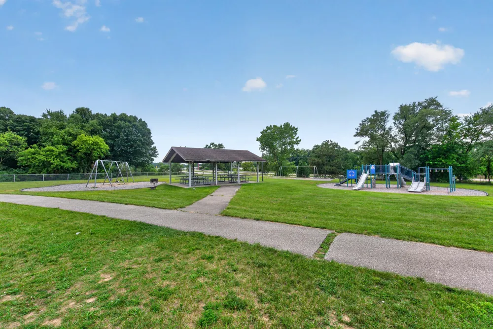 632 Fairyland Avenue Leoni Township, MI 49202