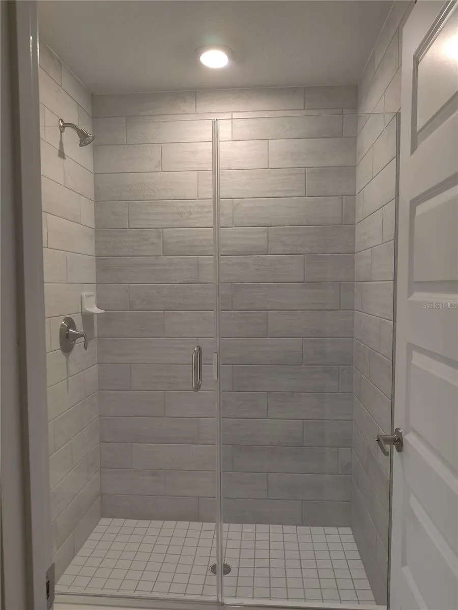 5568 OCEAN BREEZE DRIVE Spring Hill, FL 34609