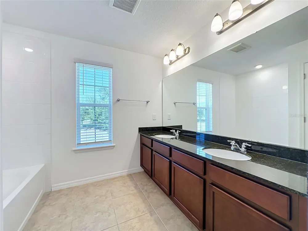 2471 SKY STONE COURT Oakland, FL 34787