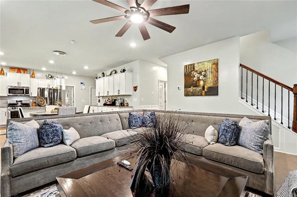 8033 Louis Drive Locust Grove, GA 30248