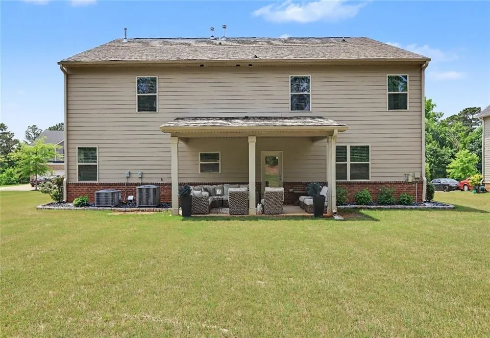 8033 Louis Drive Locust Grove, GA 30248