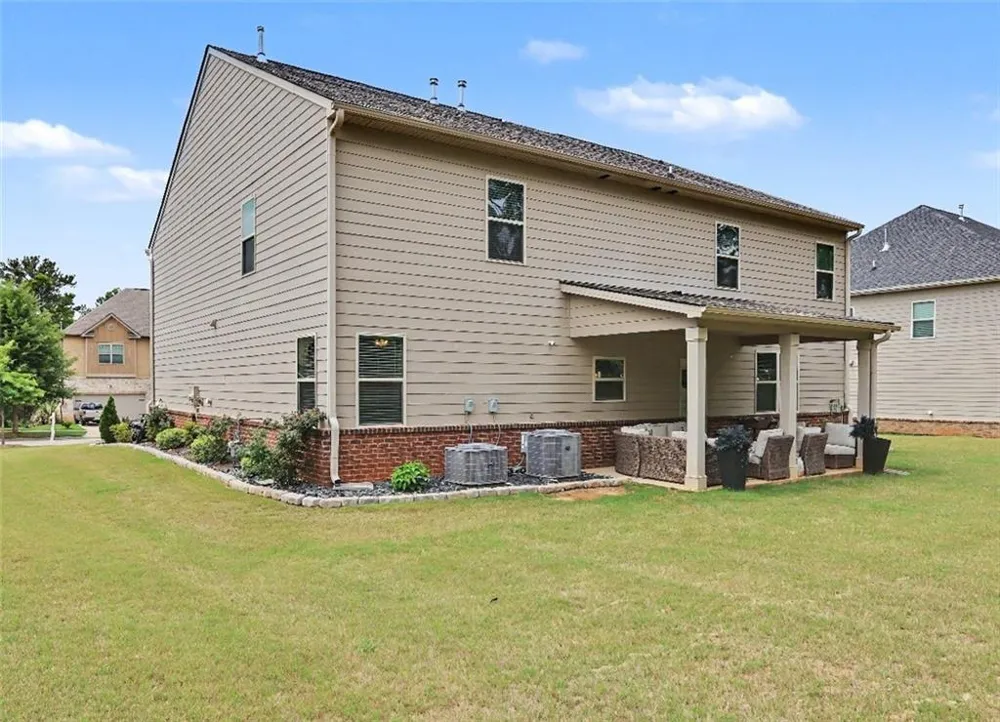 8033 Louis Drive Locust Grove, GA 30248