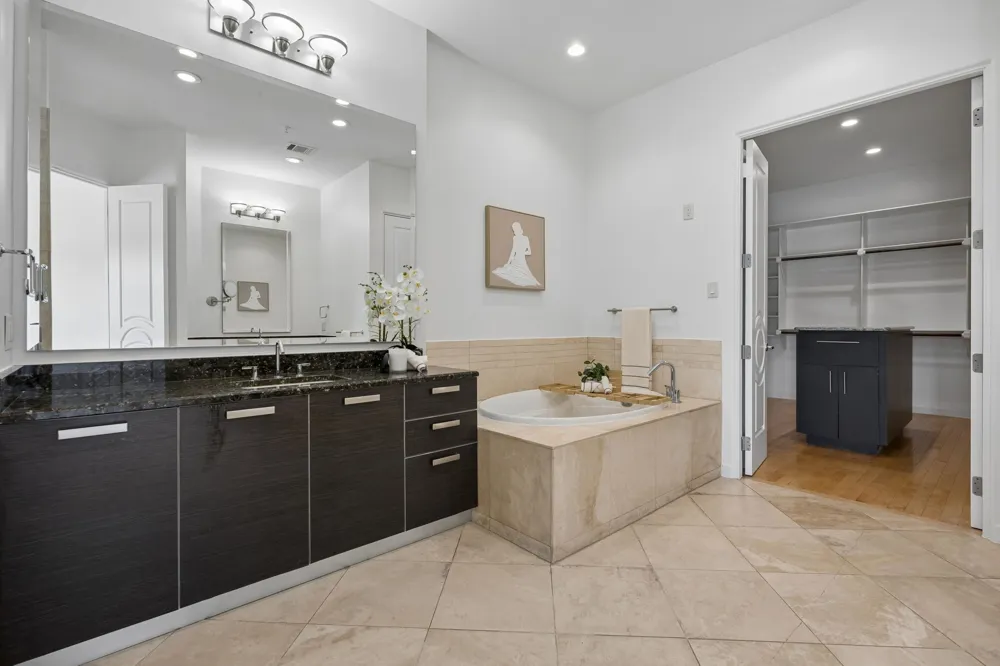 408 E 6th Street Fort Worth, TX 76102