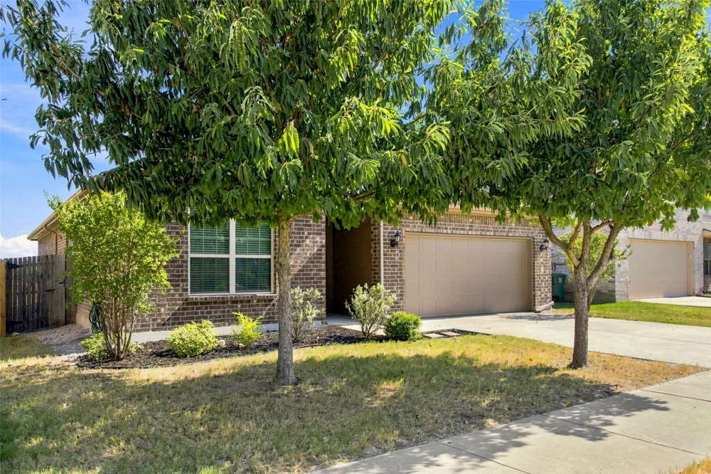 10545 Wild Meadow Way Fort Worth, TX 76108