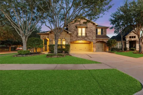 5827 Amherst Farms Lane