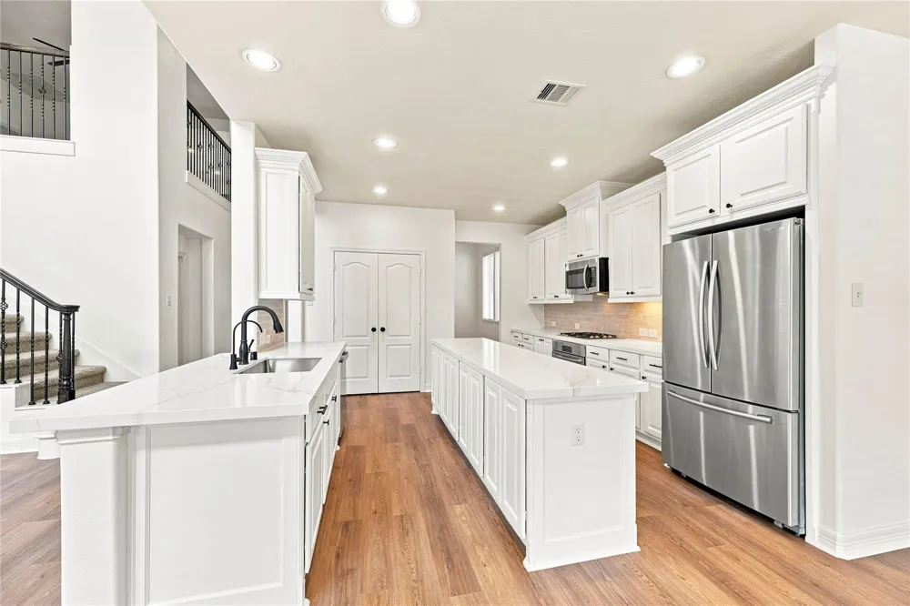 5827 Amherst Farms Lane Fulshear, TX 77441