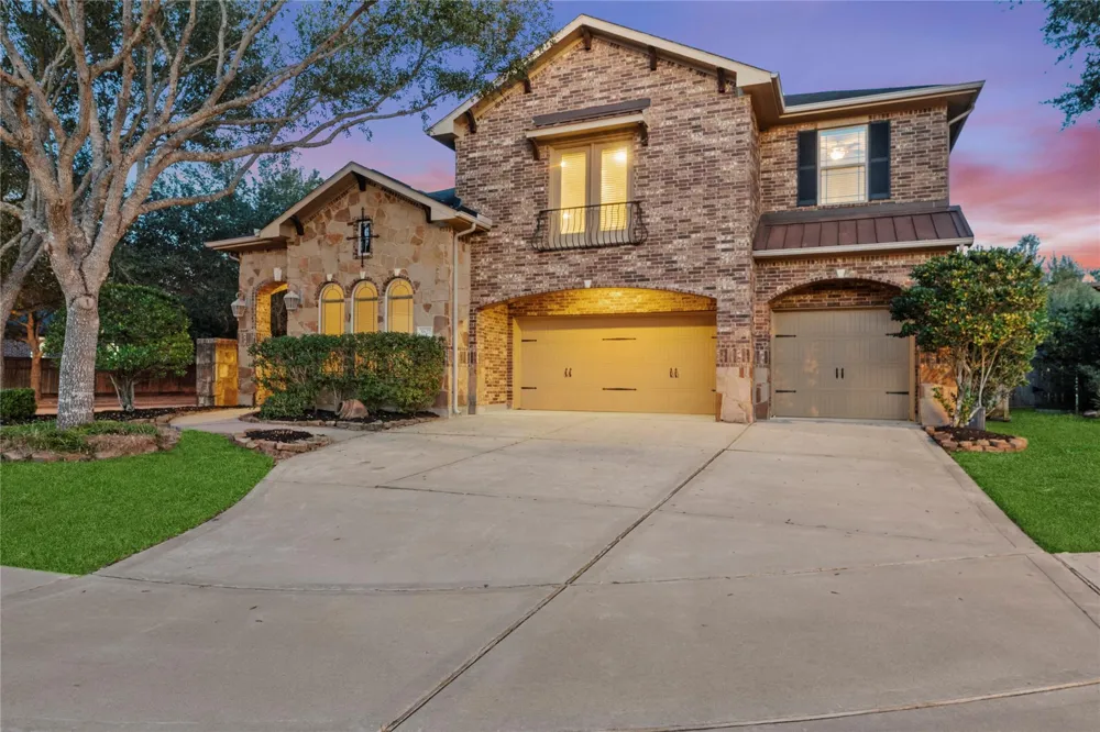 5827 Amherst Farms Lane Fulshear, TX 77441