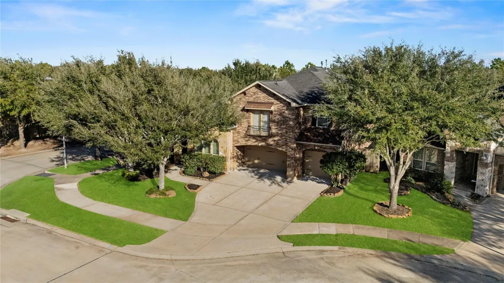 5827 Amherst Farms Lane Fulshear, TX 77441