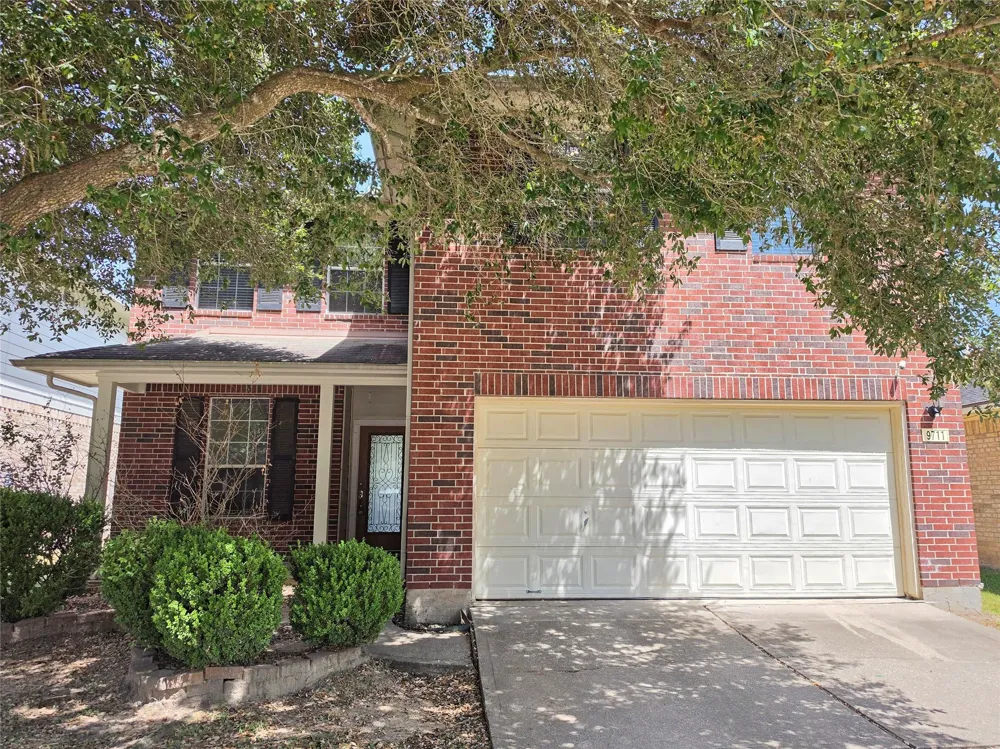 9711 Sugarblossom Lane Sugar Land, TX 77498