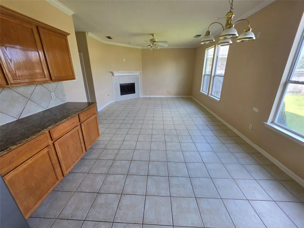 9711 Sugarblossom Lane Sugar Land, TX 77498