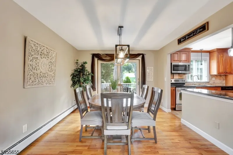 18 Starlight Rd Jefferson, NJ 07438